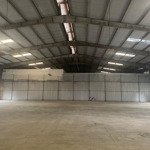 Cho thuê 900m2 kho xưởng khung zamil kcn tân quang đường xe cont ra vào 60 nghìn/m2/th, 0902132489