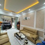 Bán nhanh em hoa hậu tại 366 ngọc thuỵ - lb. khu phân lô quân đội đường ô tô tránh 43m2 5,95 tỷ