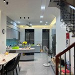 Cần cho thuê nhà phố công viên lakeview city, 100m2, 4 phòng, giá 32 triệu full nội thất 0942919386