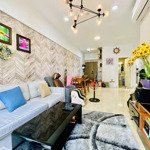 ở liền, cho thuê luxgarden căn góc 74m, full nội thất