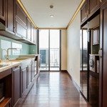 Chính chủ bán căn 120m2 view sông hồng tuyệt đẹp, full đồ cao cấp