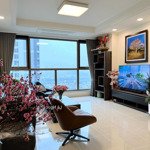 Cho thuê căn hộ 3 ngủ 113m2 full đồ, tầng cao, view hồ đẳng cấp tại 901 starlake. liên hệ: 0989734734