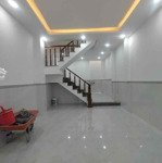 Nhà mới xây 2pn 1lầu ngay th đặng thị rành