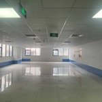 Mình còn sàn 110m2 và 295m2 trong tòa nhà building. giá chỉ 230k/m2. mặt phố trường chinh. siêu đẹp