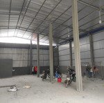 Kho xưởng mới xây 300m mặt tiền 15m trần cao 6m ngay linh đông tô ngọc vân