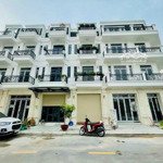 Cho thuê nhà phố cao cấp mới 3 tầng, kdc bảo phú residence an ninh, hồ bơi, bảo vệ 24/7, đường 12m