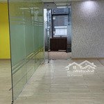 Cho thuê văn phòng 140m2 nội thất cơ bản tại toà hoàng linh hl duy tân, dịch vọng hậu, cầu giấy, hn