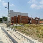 đất thổ cư 100m2 gần chợ bình chánh giá bán 750 triệu đã có sổ