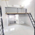 Phòng trọ 30m2 cửa sổ thoáng ngay chợ hoàng hoa thám ( k300 )