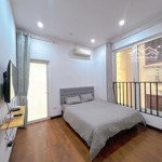 Cho thuê căn hộ 1 ngủ với balcony, máy giặt trong căn hộ tại 228 âu cơ