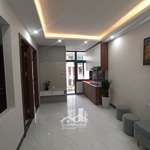 Bán chung cư n3 võng thị, lạc long quân ở ngay, oto đỗ cửa, full đồ