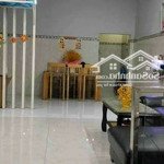 2 tầng ( 4,2m × 11m ) 3 phòng ngủ - sổ hồng riêng