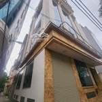 Bán tòa building văn phòng hoàng quốc việt-lô góc mặt tiền quyền lực