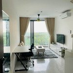 Cho thuê căn hộ dlusso, q2 cao cấp 70m2, 2 phòng ngủfull nội thất giá tốt ở ngay