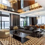 Cần bán căn penthouse 382m2 toà tân hoàng minh hoàng cầu, căn góc, view hồ chỉ 28.x tỷ