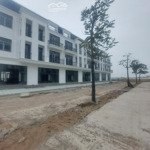 Chuyển nhượng 5 căn bt suất ngoại giao, view công viên, giá thấp nhất thị trường