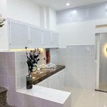 Nhà nguyên căn mới hẻm 90 bông sao gần chợ nhị thiên đường , chợ sáng 5pn+3wc 4 tầng đúc kiên cố