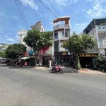 Mt đường số 10 - p13, q6. dt: (4,2 x 15m). chỉ: 9 tỷ