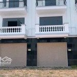 Bán nhà phố shophouse gần trung tâm hàng chính và khu công nghiệp bàu bàng