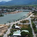 Lô đất view công viên ven sông thị trấn(kkt vân phong). cách biển 100m. 125m2 full thổ. giá tt