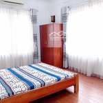 Cho thuê ccmn phố cát linh, 65m2, 2pn, phù hợp ở gd, nhóm