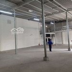 Mặt bằng 300m2 làm kho xưởng văn phòng