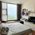 Bán căn hộ 2pn full nội thất la casa, quận 7. dt 105m2, giá 3tỷ7. lh 0868243357