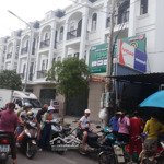 Bán shophouse mặt tiền đường chợ đông đúc, thông xe ngay tp.thuận an