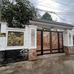 Nhà đẹp cần bán hoặc cho thuê