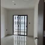 Cho thuê văn phòng saigon royal, quận 4,diện tích50m2, có 1 phòng riêng