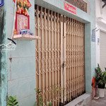 Bán nhà riêng dt: 3 x 15 m , 1 trệt, 1 lầu , 2 phòng ngủtại tô hiến thành quận 10.