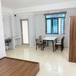 Phòng studio 136 cầu diễn. full đồ. giá bán 3 triệu7. thang máy