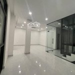 Cho thuê căn nhà phố 5 tầng hoàn thiện đẹp - 0903257578