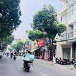 Mặt phố kinh doanh sầm uất ông ích khiêm - nhà 3 tầng, 100m2, vài bước ra lê duẩn - 13 tỷx (tl)