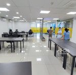 Cho thuê văn phòng khu vực bắc hải, quận 10. dt 200m2 - 41 triệu/ tháng lh: 813102