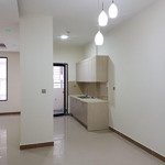 Bán căn hộ 85m2 - 2 phòng ngủ- 3 vệ sinh giá bán 1,68 tỷ. lh mr. tùng 0964690900