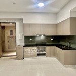 Chính chủ bán căn 3 phòng ngủ- 85m2 - view hồ bơi giá bán 3ty đã gồm 102%