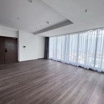 Cho thuê penthouse 4 phòng ngủtoà parkview điện biên phủ bình thạnh