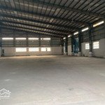 Chính chủ cho thuê kho xưởng dt 3200m2 đường hồ ngọc lãm, p16, quận 8 điện 3 pha sẵn 0909913789