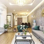 Chủ nhà cho thuê căn hộ cc discovery complex - 302 cầu giấy 97m2 2pn full đồ view cao lh