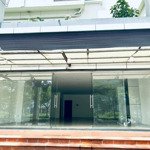 Cần cho thuê shop sky garden mặt tiền nguyễn văn linh, phú mỹ hưng q7