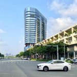 Cho thuê 1000m2 sala, có hầm riêng, nhà hoàn thiện đẹp, bàn giao ngay, hỗ trợ 2 tháng set up, 215 triệu