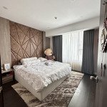 Bán căn hộ 65m2 the tresor quận 4 giá tốt. liên hệ: 0909024895