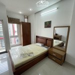 Studio bancol___máy giặt riêng___full nội thất___rộng 30m2__cho thuê căn hộ q10