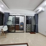 Phòng studio rộng 30m2 ở 135 trần hòa