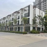 Bán shophouse vịnh đảo ecopark 100m2 giá bán 21 tỷ, 2 mặt tiền,hoàn thiện full đồ, có sổ, liên hệ: 0942974889