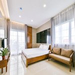 Studio ban công mới đẹp - full nội thất - thang máy, bảo vệ, dọn phòng - ngay phan xích long