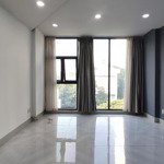 Sàn vp rộng 50m2, 2wc riêng ngay tòa nhà hoàng hoa thám, bình thạnh