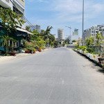 Bán nhàmặt tiềnphạm huy thông p.6, gv.diện tích4x8m, cn:32,8m2. 1 lầu. giá: 5,8 tỷ. liên hệ: 0901916546