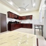 Cho thuê căn studio cửa sổ, bancol gần cầu chữ y quận 8